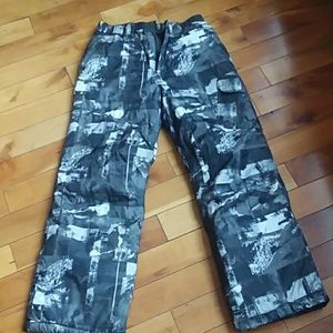 Youth snow pants XXL.